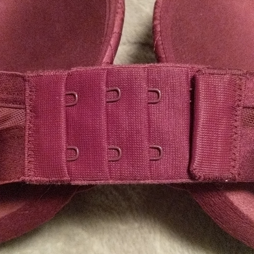 NWOT Victoria's Secret Quilted Satin Push up 34DD - Picture 8 of 11